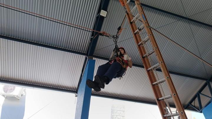 Treinamento de Salvamento em Altura para Bombeiros Militares