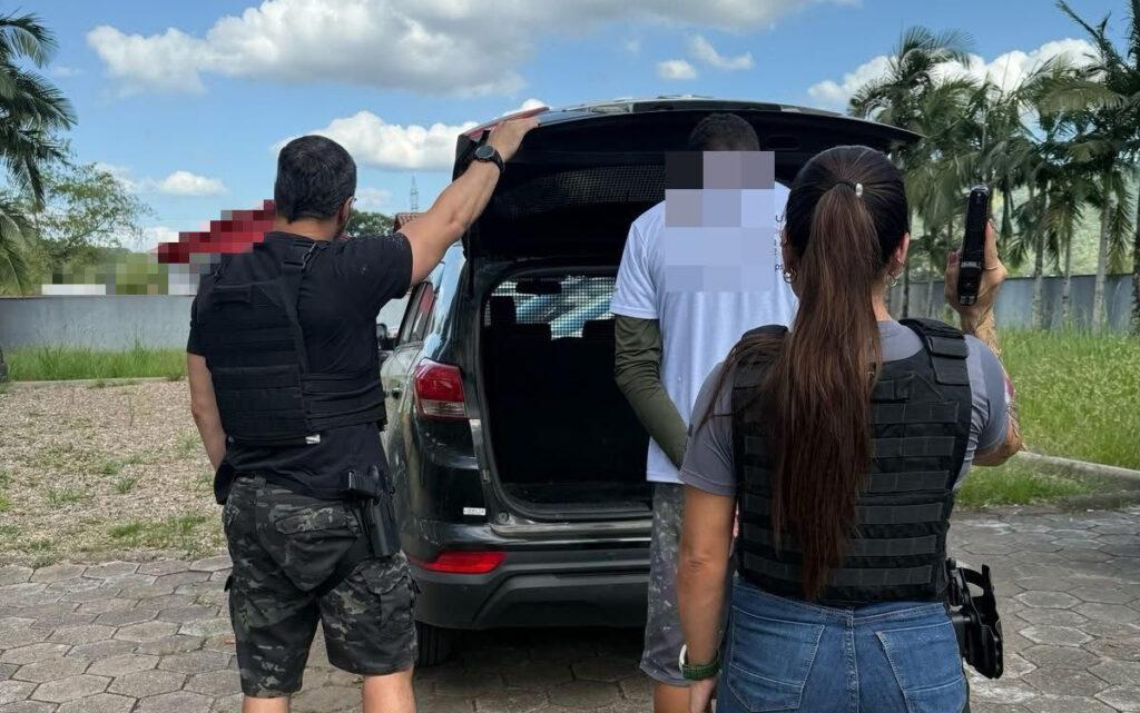 Polícia Civil prende suspeito de estupro contra filha em Rodeio