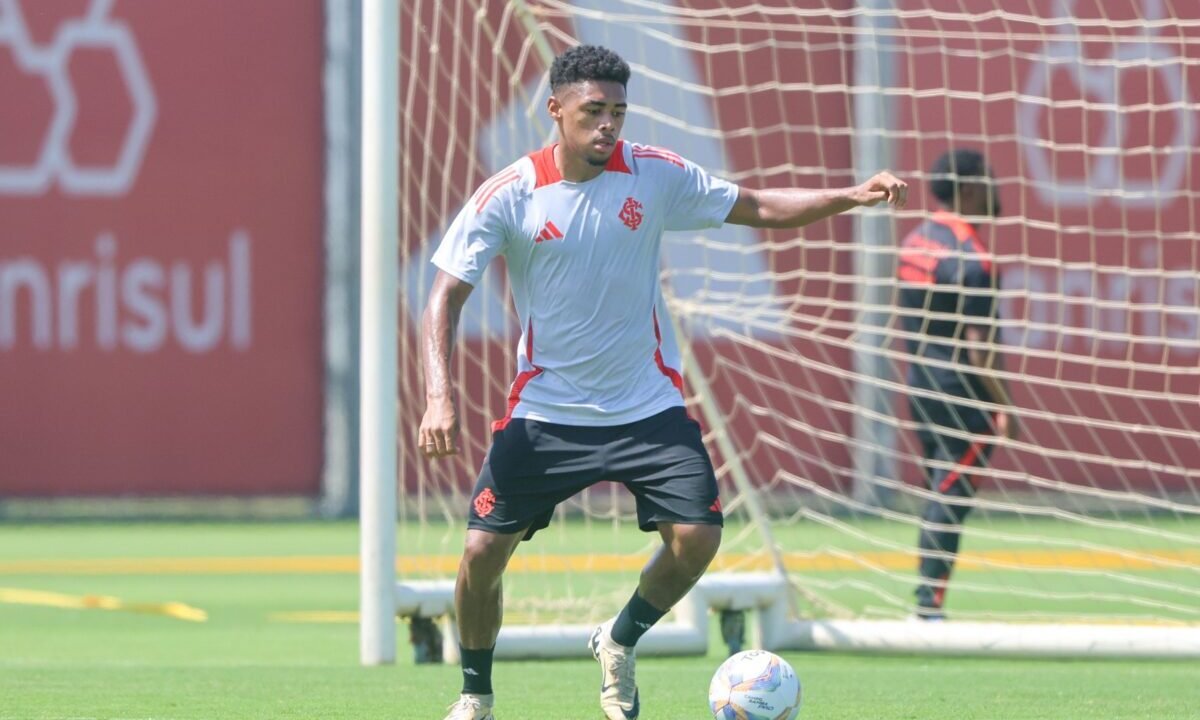 Treinamento antes da semifinal do Campeonato Gaúcho Internacional vs Caxias