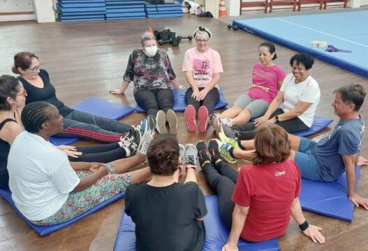 Imagem representativa das aulas de dança e alongamento gratuitas da Udesc Cefid em Florianópolis