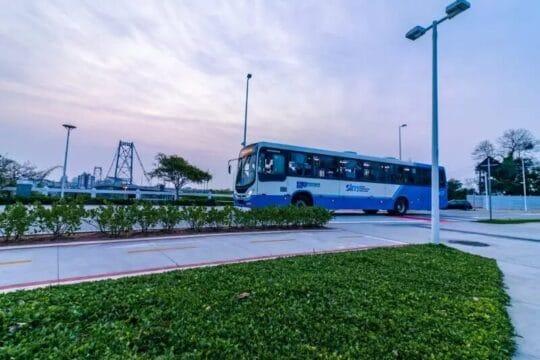 Ônibus do sistema BRT em Florianópolis