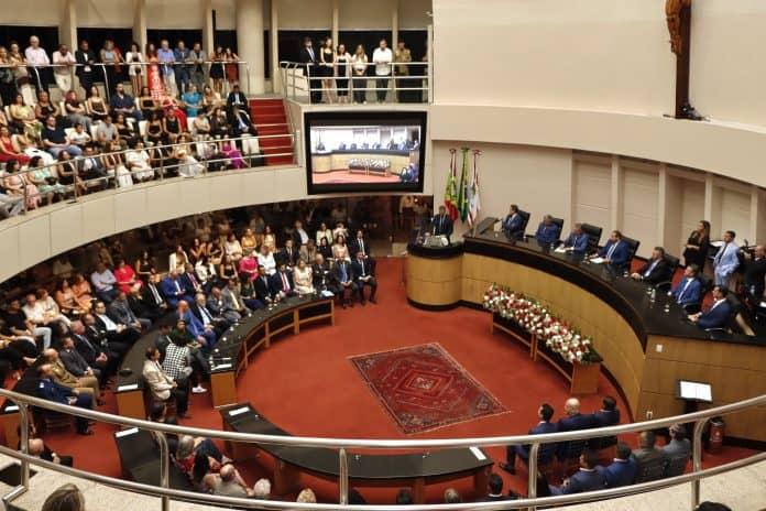 Sessão Solene - Homenagens em Florianópolis