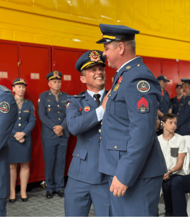 Militares do CBMSC em cerimônia de passagem de comando