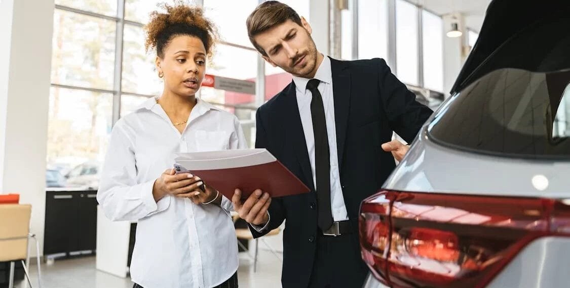 Concessionária recusa venda de carro em Florianópolis