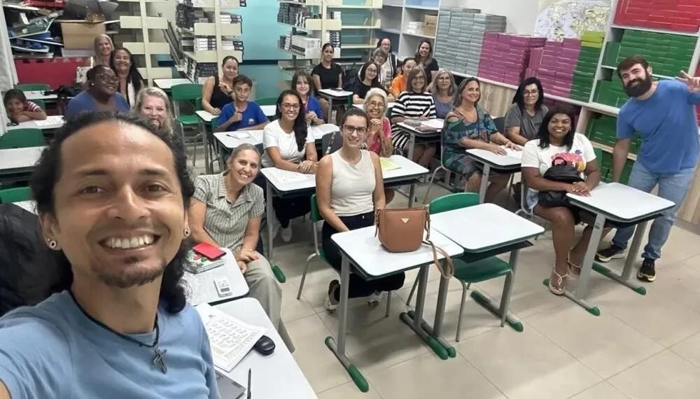 Imagem sobre Curso Gratuito de Libras em Florianópolis