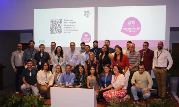 Engenheiras formandas na cerimônia de graduação