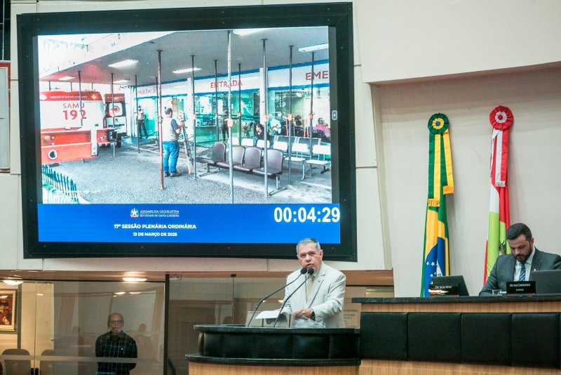 Hospital Infantil de Florianópolis - Imagem da estrutura precária