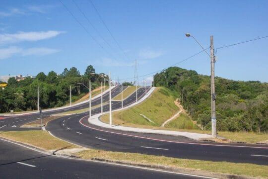 Avenida interligando Sertão do Maruim e Forquilhas