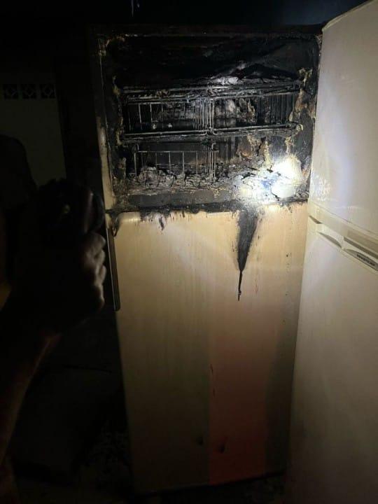 Incêndio causado por geladeira
