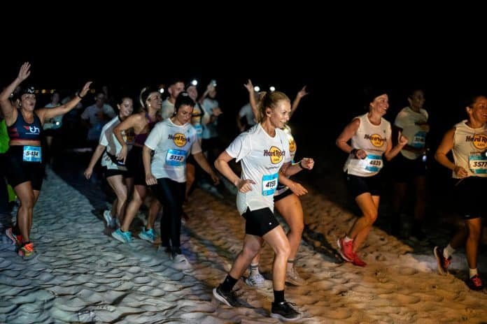 Imagem da Jurerê Night Run Hard Rock Cafe Florianópolis com show do Supla