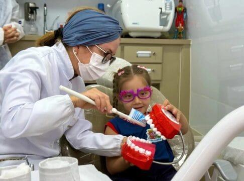 Atendimento odontológico nas escolas de São José