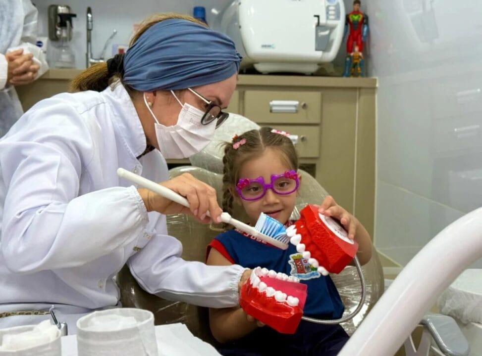 Atendimento odontológico nas escolas de São José
