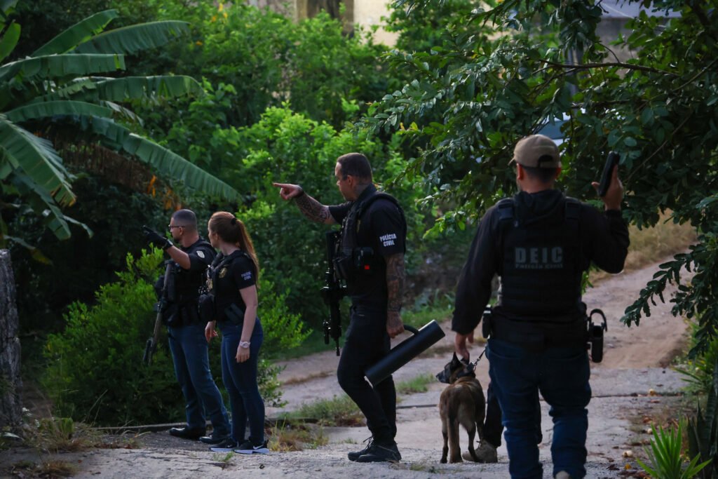 Prisão de criminosos em Santa Catarina