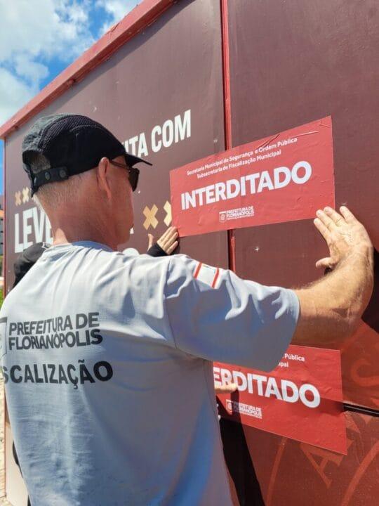 Operações contra tráfico de drogas e extorsão em praias de Florianópolis