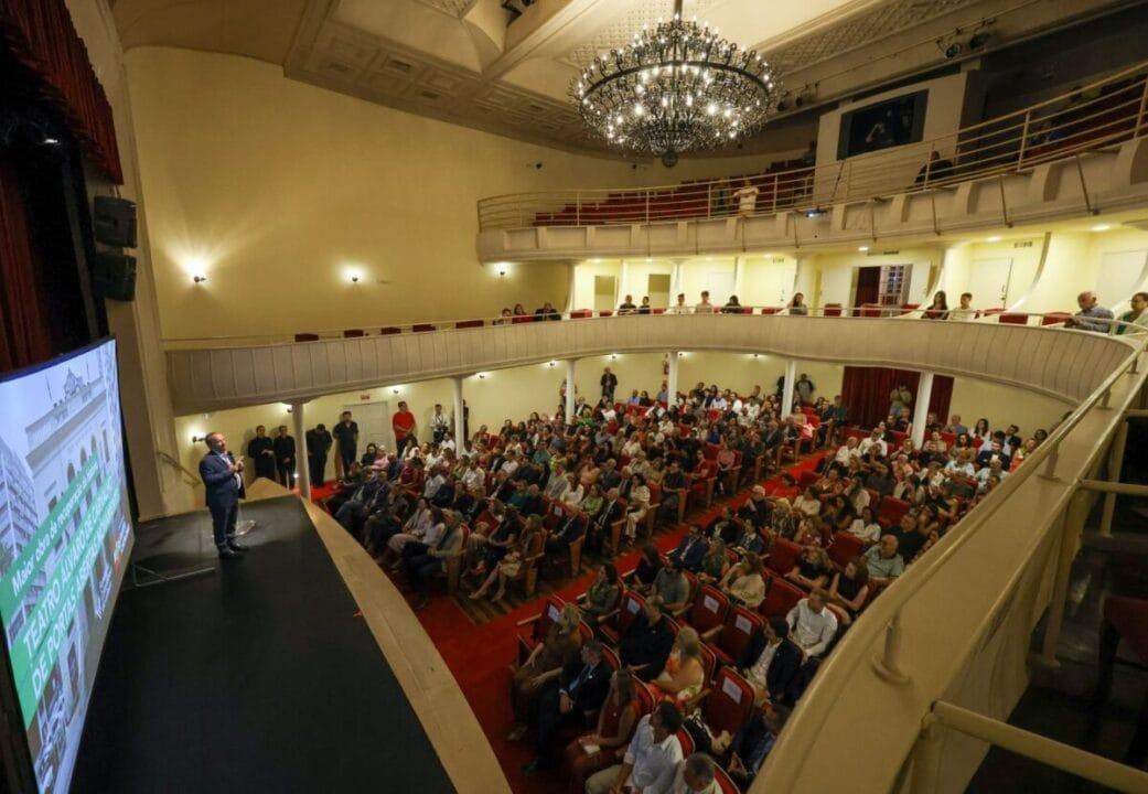 Teatro Álvaro de Carvalho em Florianópolis