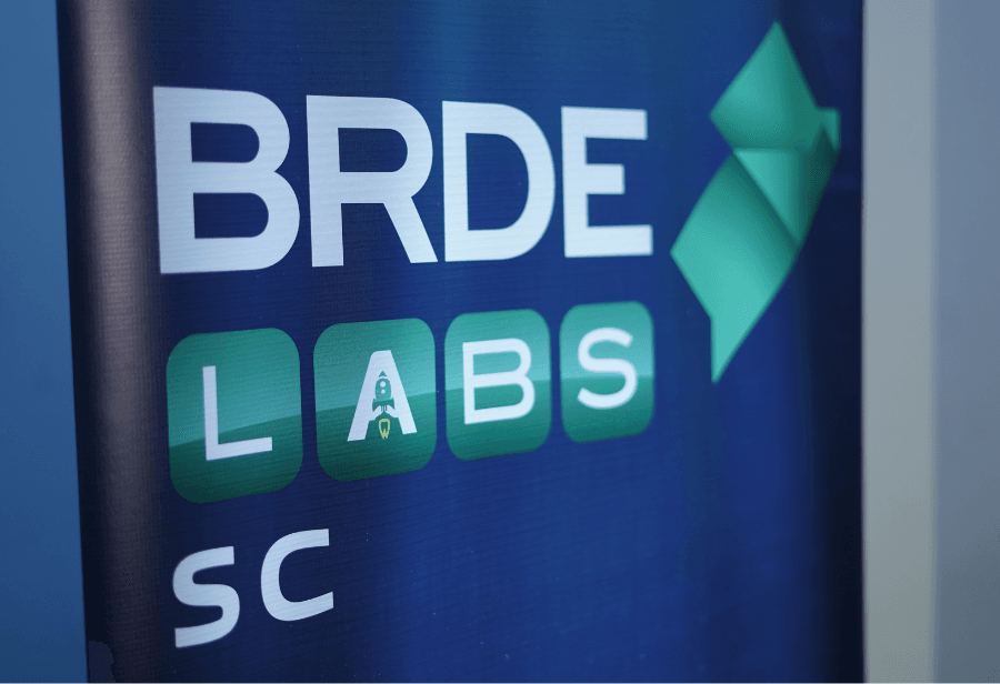 Logomarca do programa BRDE Labs SC