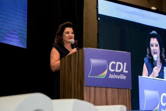 Vice-governadora Marilisa Boehm em evento da nova diretoria da CDL de Joinville