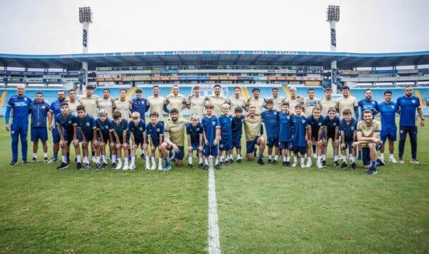 Goleiros do Avaí Futebol Clube comemorando o Dia do Goleiro