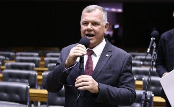 Caminhão de carga sem tacógrafo