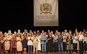 Servidores aposentados na cerimônia da UFSC