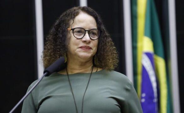 Comissão de Ciência, Tecnologia e Inovação debate ações com Ministra Luciana Santos