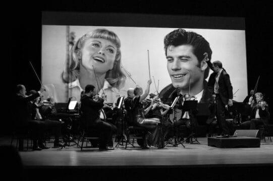 Concerto da Camerata Florianópolis unindo música clássica com trilhas de cinema