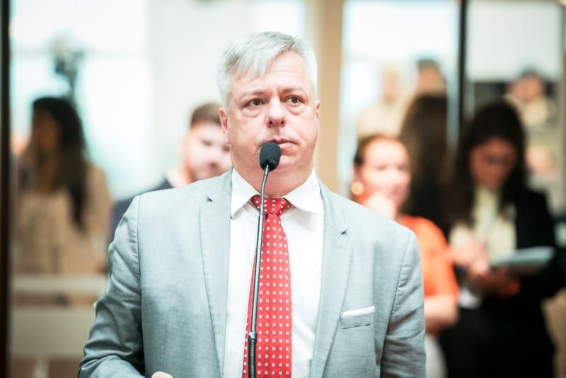 Deputado Fabiano da Luz questionando empréstimo internacional de 119,2 milhões de dólares