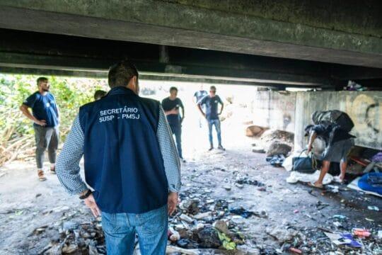 Equipe de fiscalização em ação