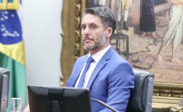 Deputado Glauber Braga na Comissão de Constituição e Justiça