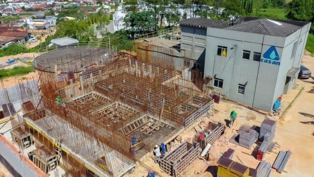 Equipamentos de captação de água em Braço do Norte