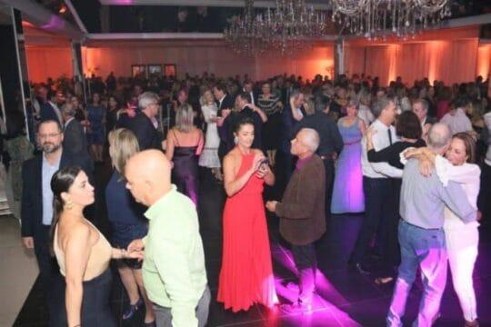 Jantar e Baile das Mães no Lira Tênis Clube em Florianópolis