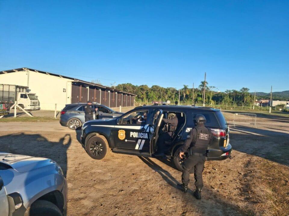 Operação policial contra organização criminosa em Florianópolis