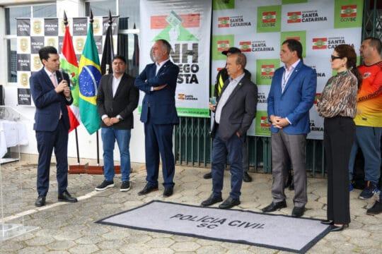 Reciclagem de veículos ferrosos em pátios de SC