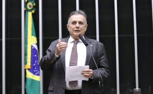 Projeto de Lei 399/25 - Multas por adulteração de combustíveis