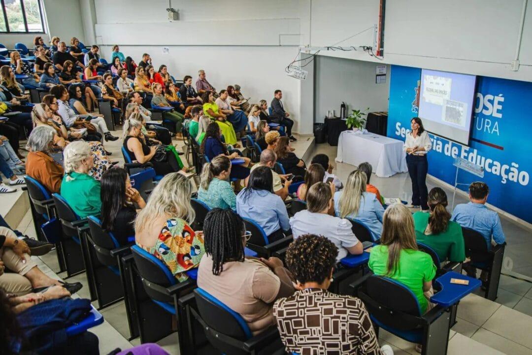 Evento de renovação do Programa Saúde na Escola em São José