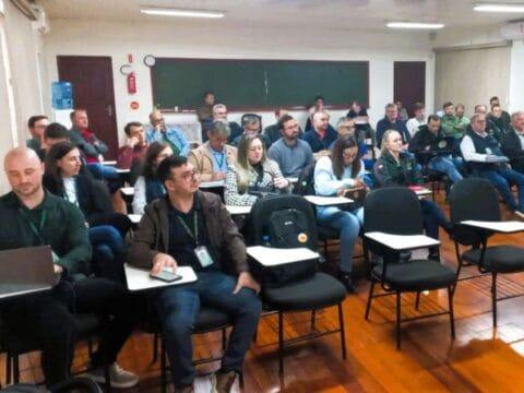 Reunião de pesquisadores da Epagri