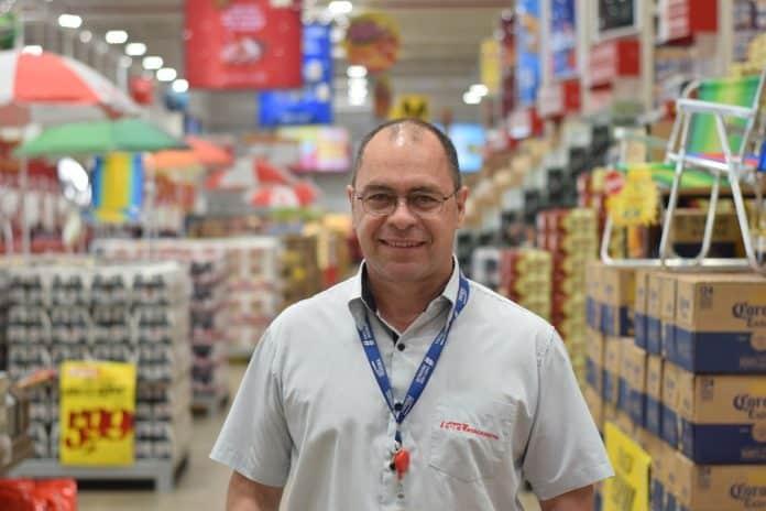 Profissional experiente sendo contratado