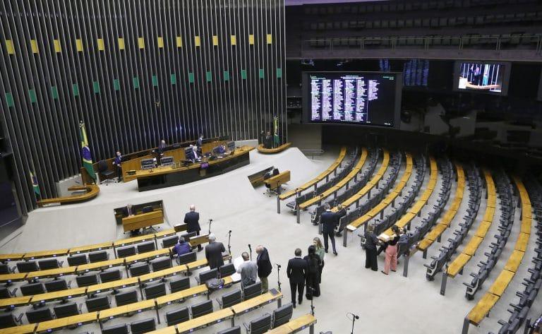 Plenário da Câmara durante sessão legislativa