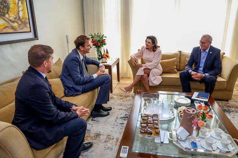 Vice-governadora Marilisa Boehm e cônsul-geral da Alemanha Marc Oliver Bogdahn em reunião