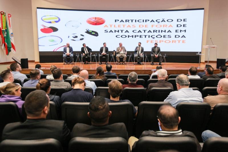 Atletas de outros estados competindo em eventos esportivos