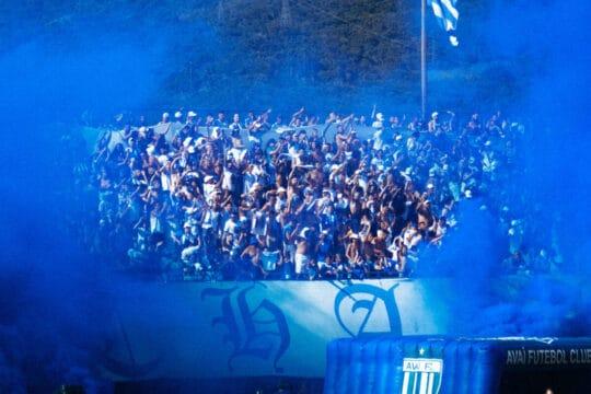 Imagem do jogo entre Avaí e Atlético-GO