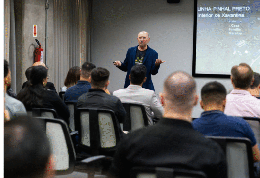 Executivos discutem experiências empreendedoras e Reforma Tributária