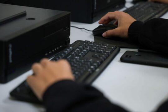 Capacitação em SC para processos administrativos na área da educação