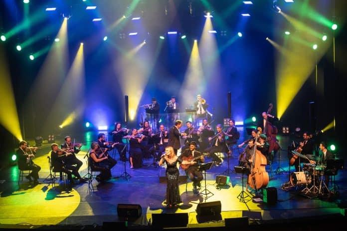 Espetáculo musical de Jazz no Teatro Ademir Rosa