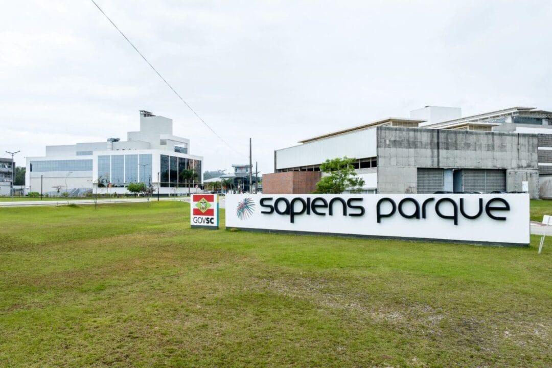 Comitiva internacional visita o Sapiens Parque em Florianópolis