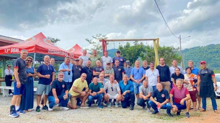 Encontro de veteranos e ativos do 13º BBM