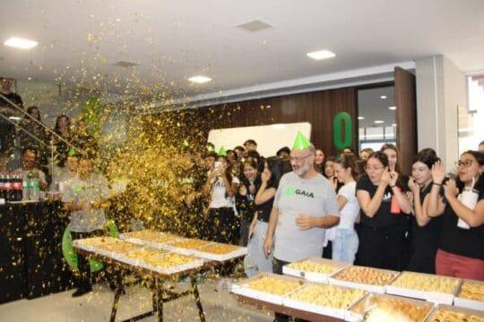 Prédio histórico do Curso e Colégio Gaia na Praça dos Bombeiros