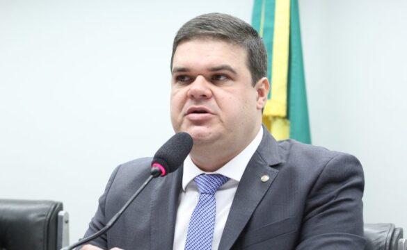 ilustração de enfermeira com expressão preocupada