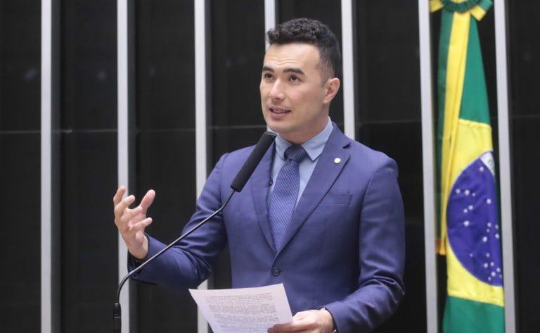 Engenheiros atuando nas juntas comerciais