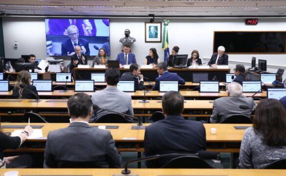 Especialistas debatem melhorias para a educação infantil